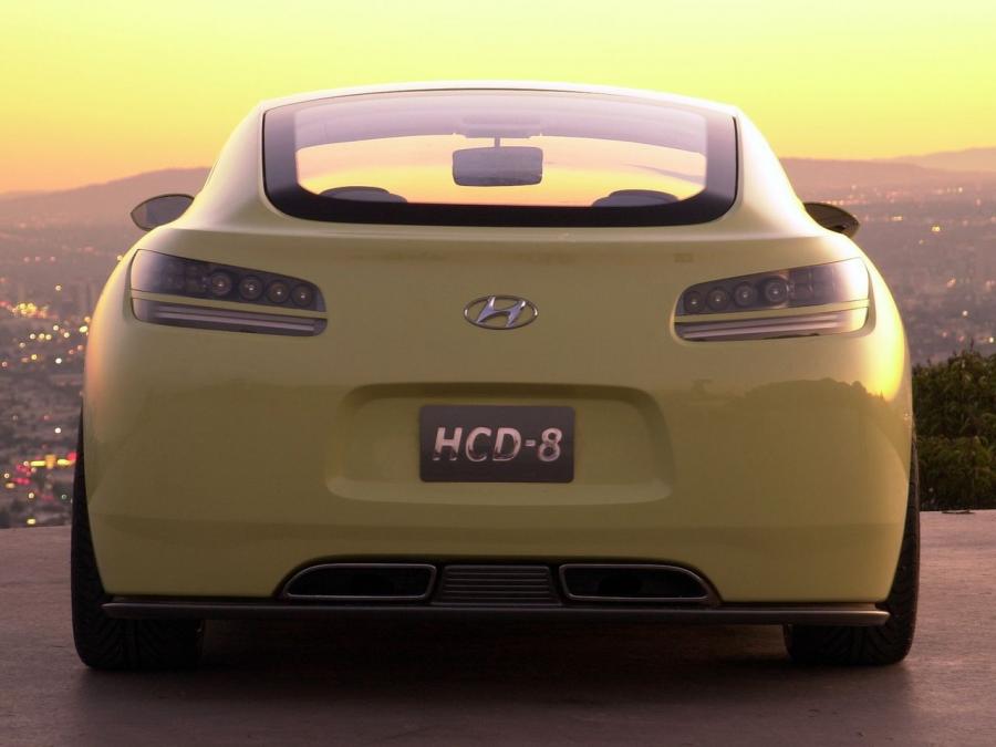  Hyundai HCD-8 Concept 2004 года  (фото 9 из 51)